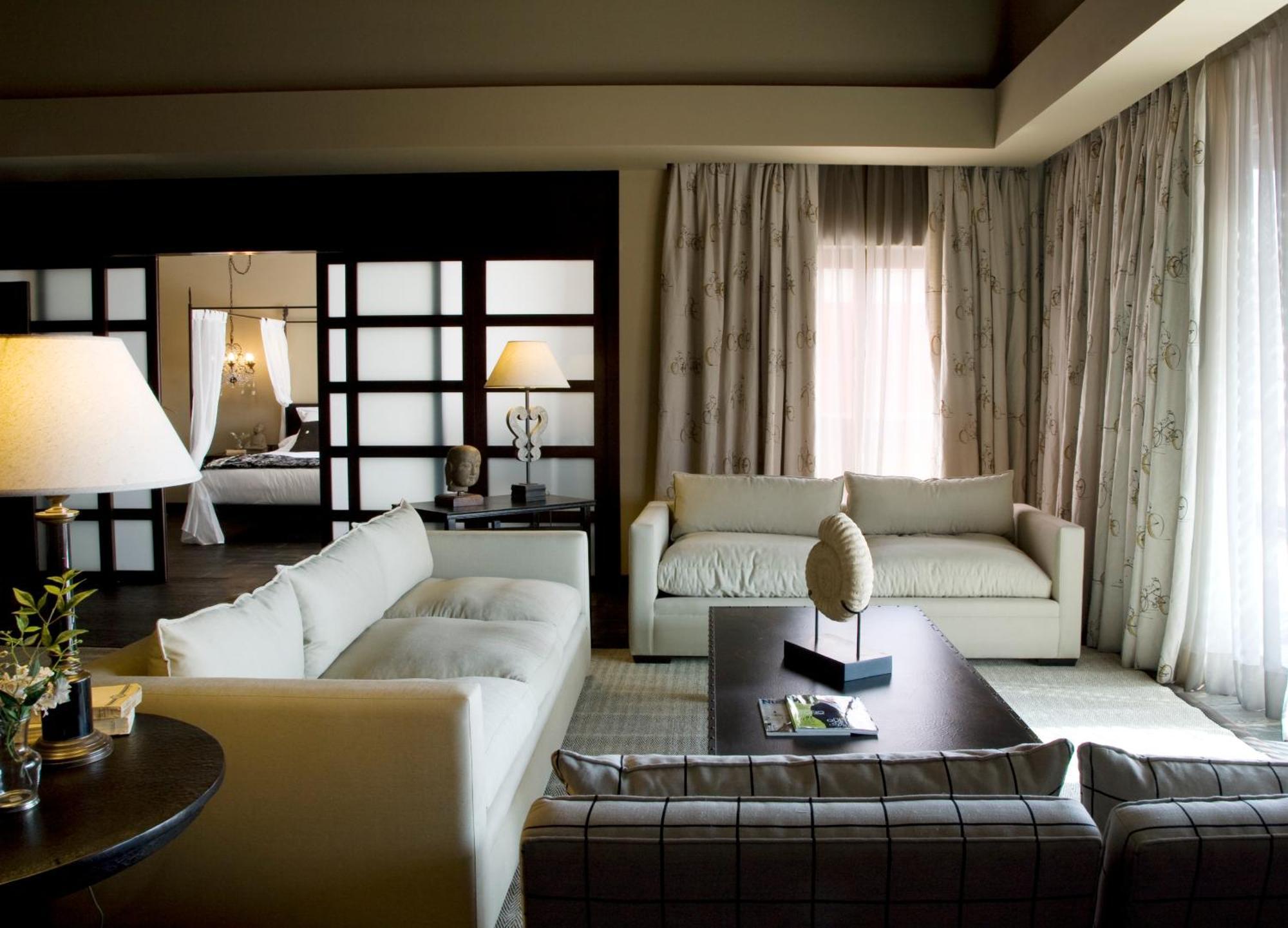 Asia Gardens Hotel & Thai Spa, A Royal Hideaway Hotel Finestrat Luaran gambar A suite at the Mandarin Oriental, Munich