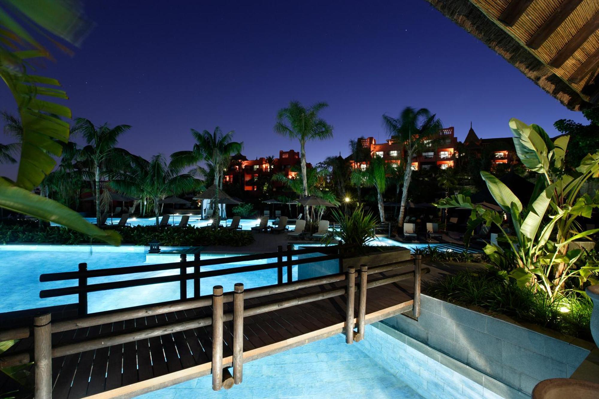 Asia Gardens Hotel & Thai Spa, A Royal Hideaway Hotel Finestrat Luaran gambar Hard Rock Hotel