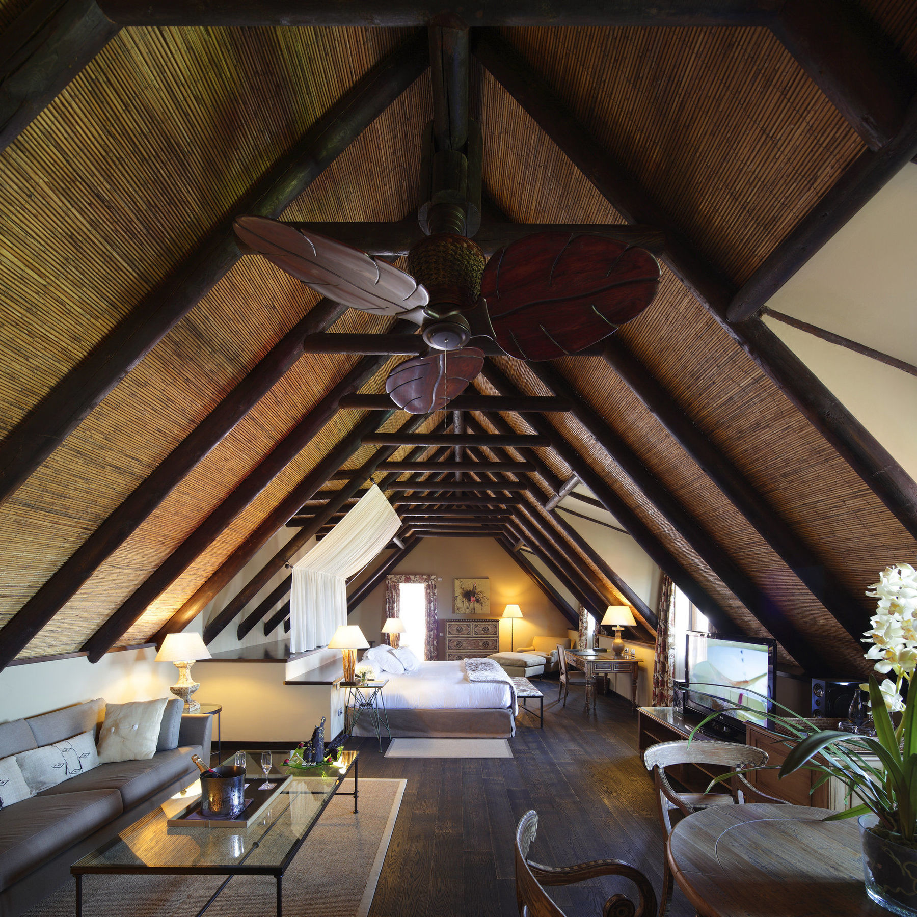 Asia Gardens Hotel & Thai Spa, A Royal Hideaway Hotel Finestrat Luaran gambar Interior of a bungalow