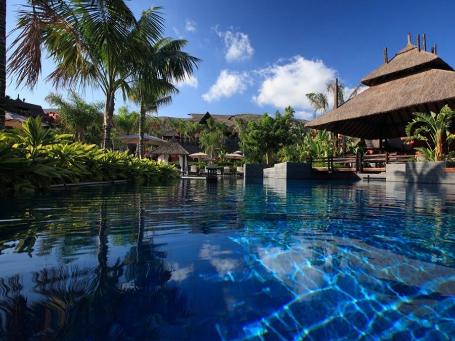 Asia Gardens Hotel & Thai Spa, A Royal Hideaway Hotel Finestrat Luaran gambar The pool at the Four Seasons Resort